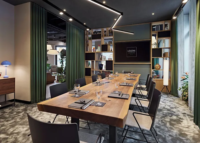 Hotel Legere Express