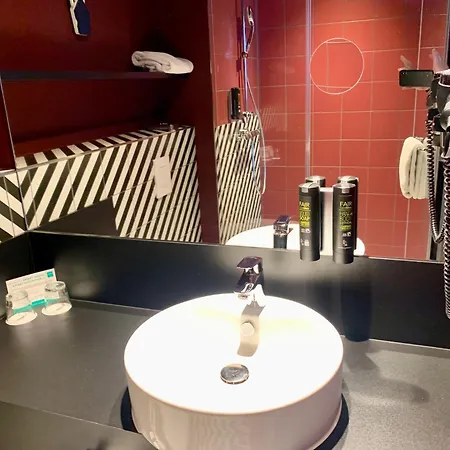 Hotel Legere Express 3*