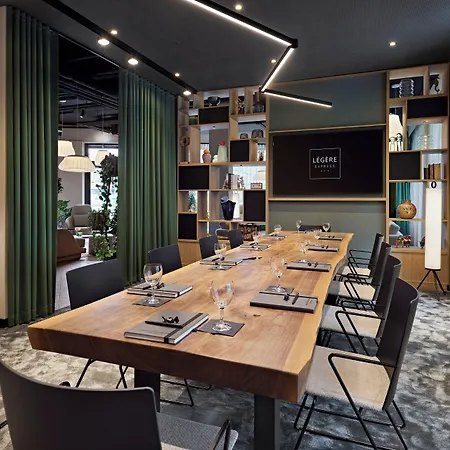 Hotel Legere Express